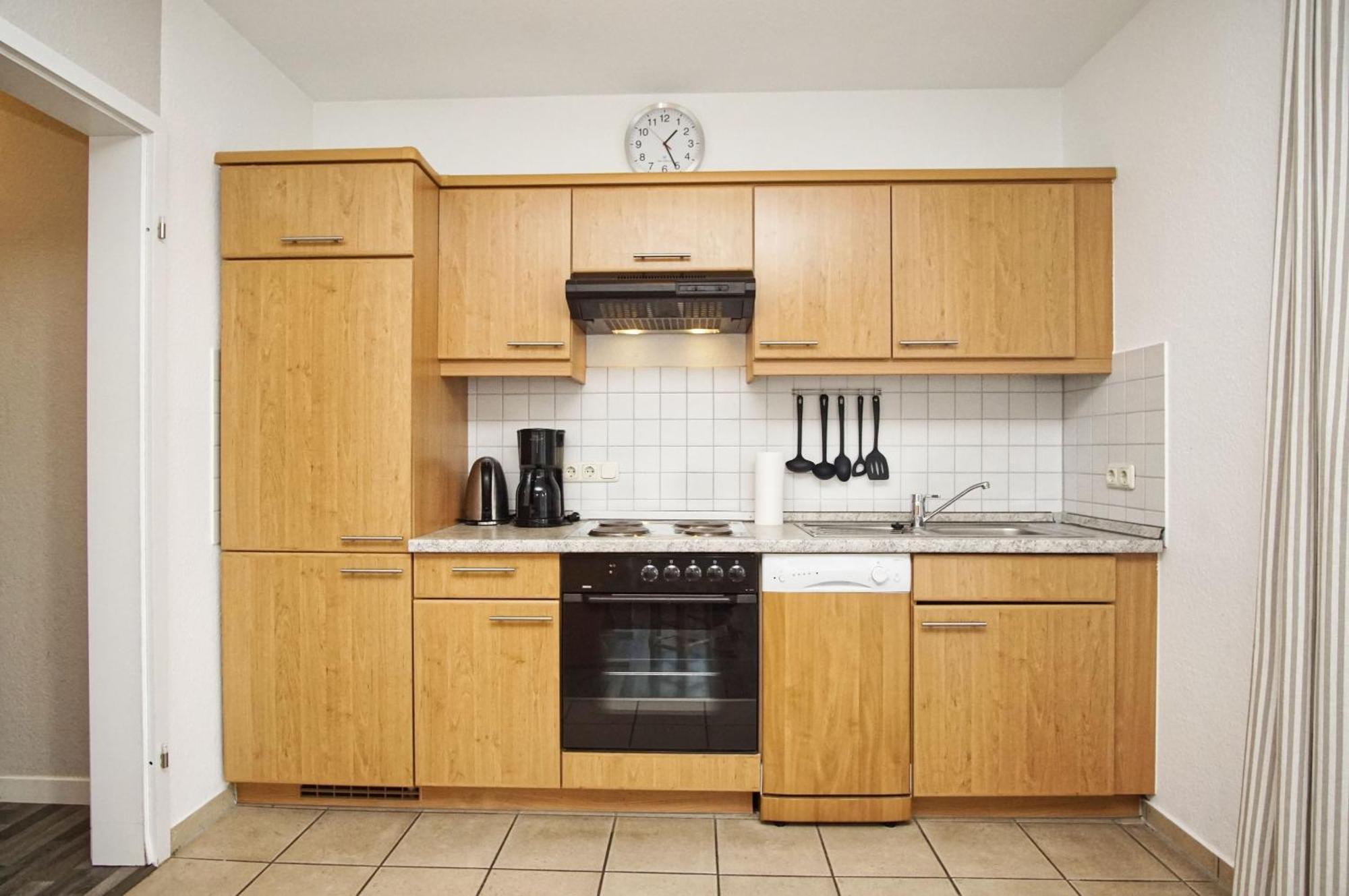 Zentrale Fewo Mit Balkon, Gratis Nutzung Vom Ahoi Erlebnisbad Und Sauna In Sellin - Villa Buskam Fewo 27 Goehren  Eksteriør billede
